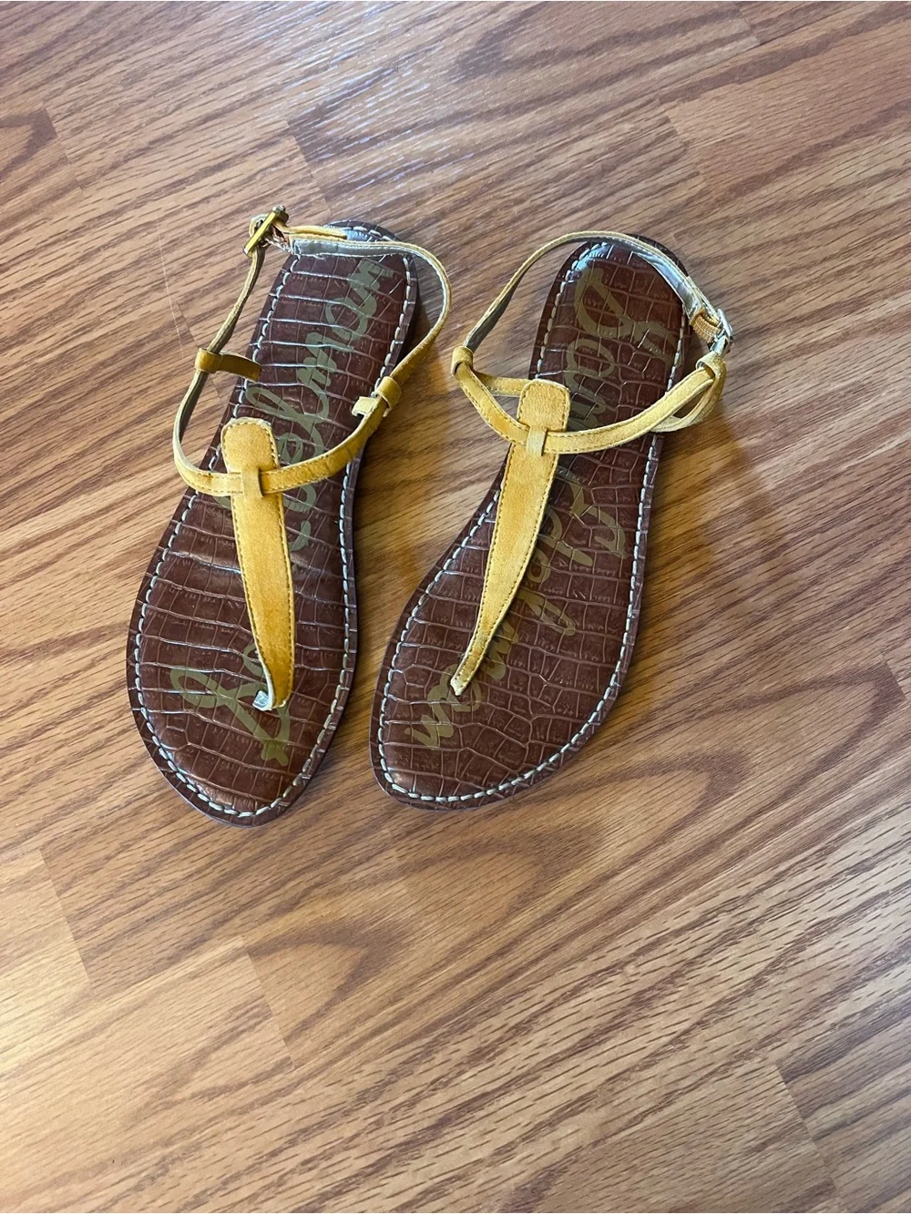 Sam Edelman Yellow Mustard Suede T-Strap Sandals Size 9